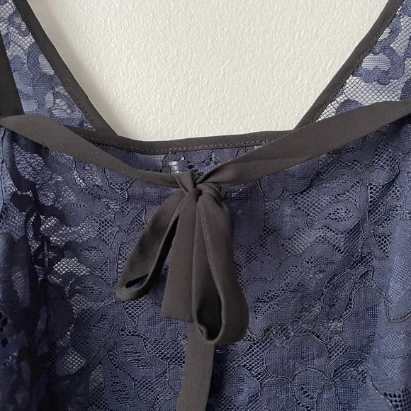 BABATON LACE CAMI SIZE SMALL - Picture 10 of 13